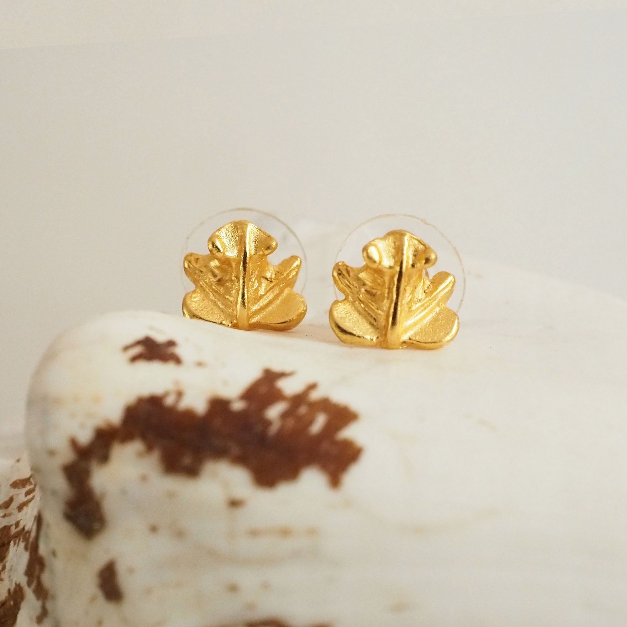 Sitting Frog Stud Earrings