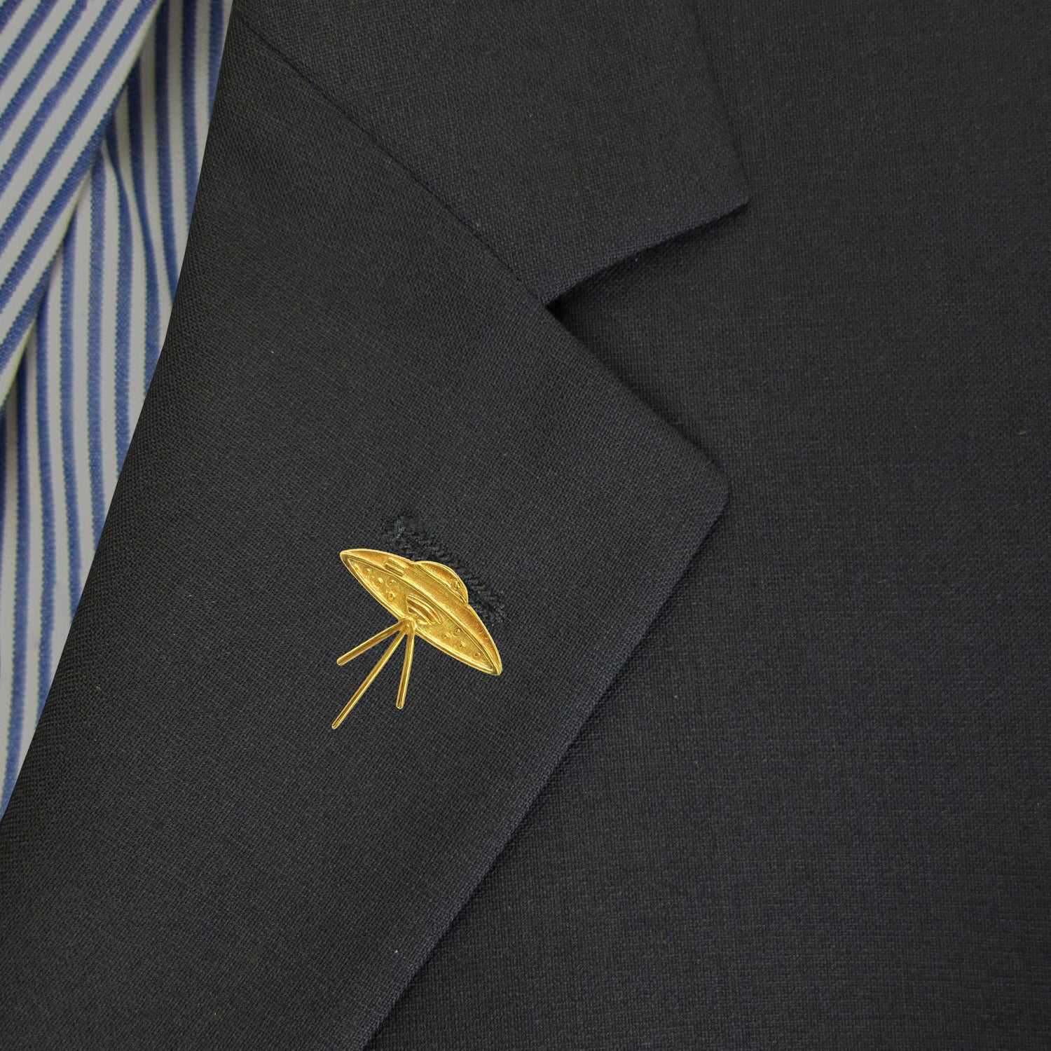 Elvis UFO Connection 24k GP .950 Silver 1" Lapel Pin