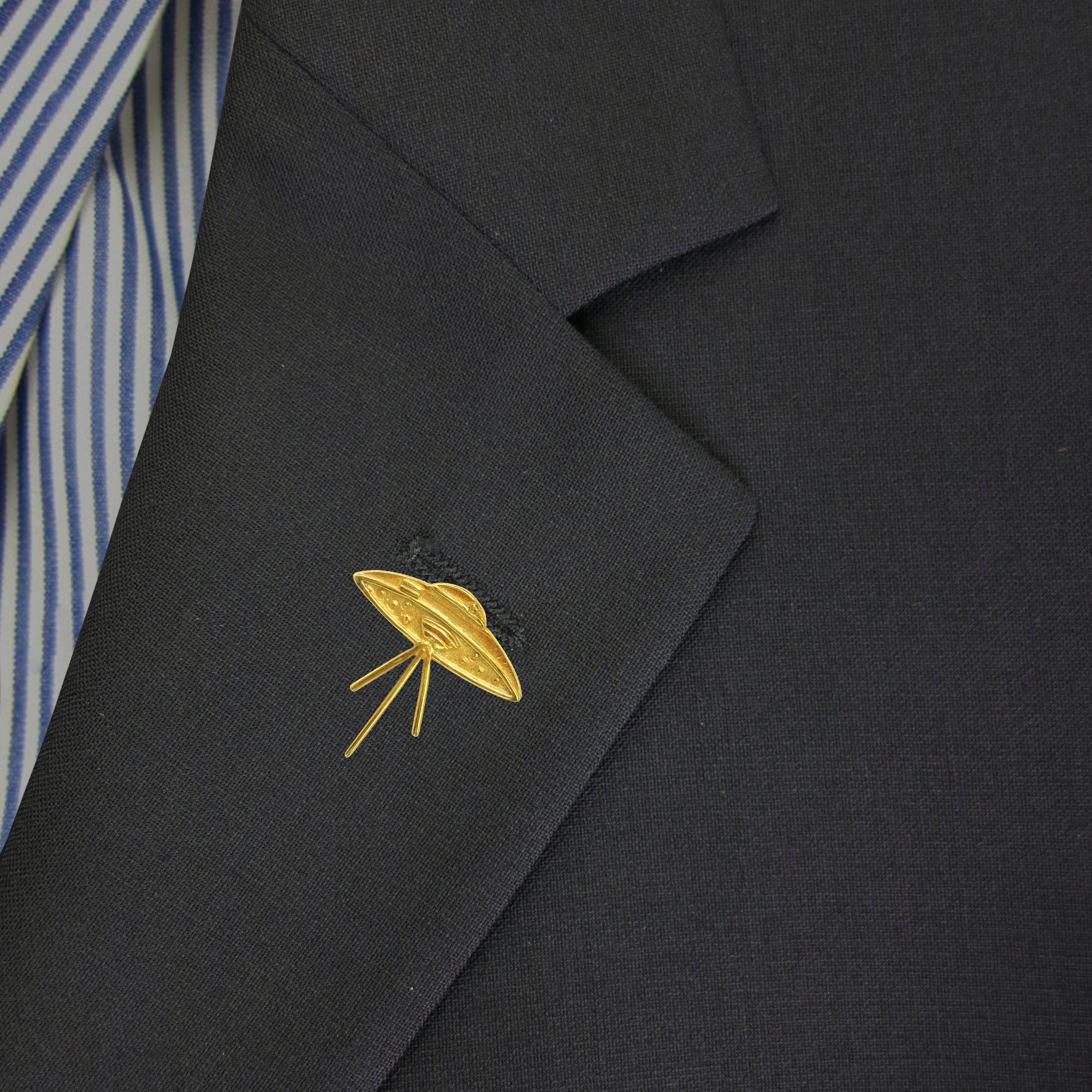 Elvis UFO Connection 24k GP .950 Silver 1" Lapel Pin