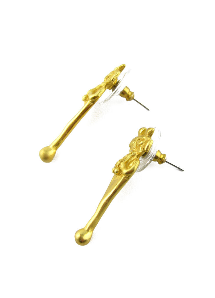 Elonged Figure Drop Earrings