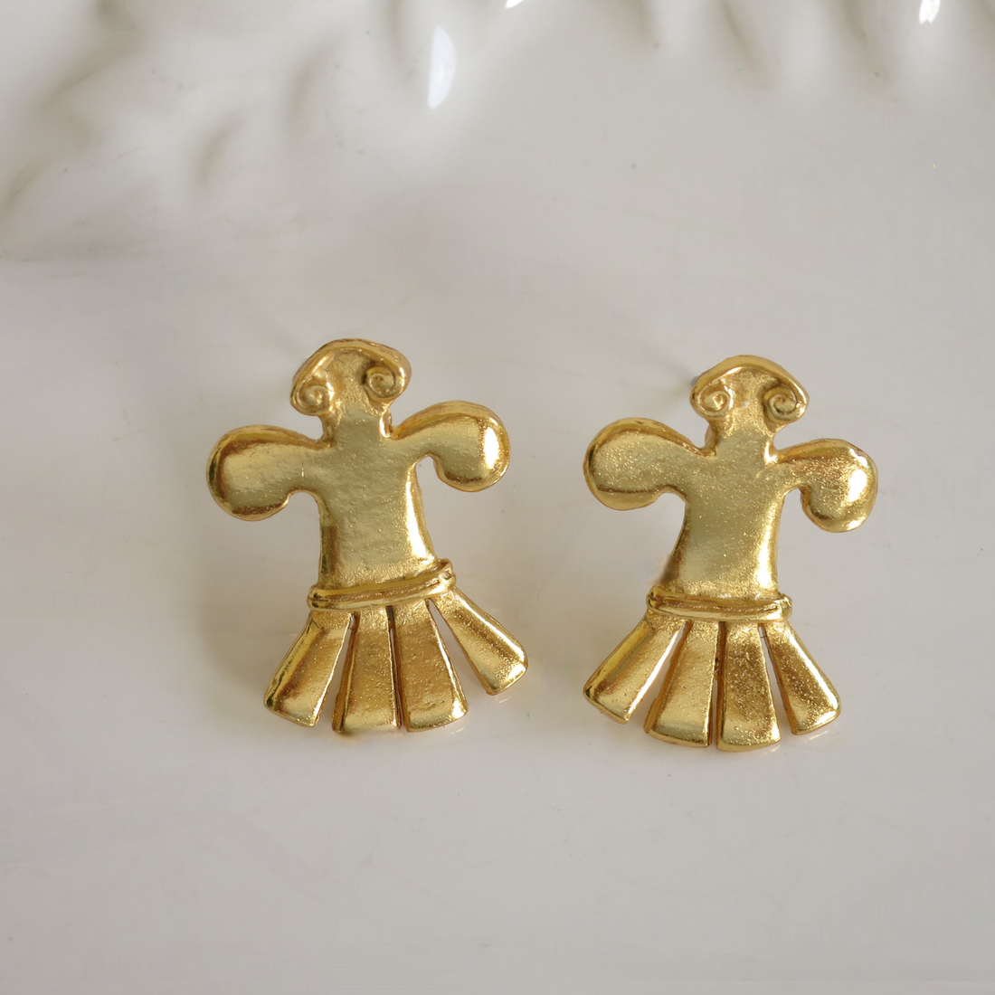 24k GP Muisca Bird with Open Feathers 0.8" Drop Earrings