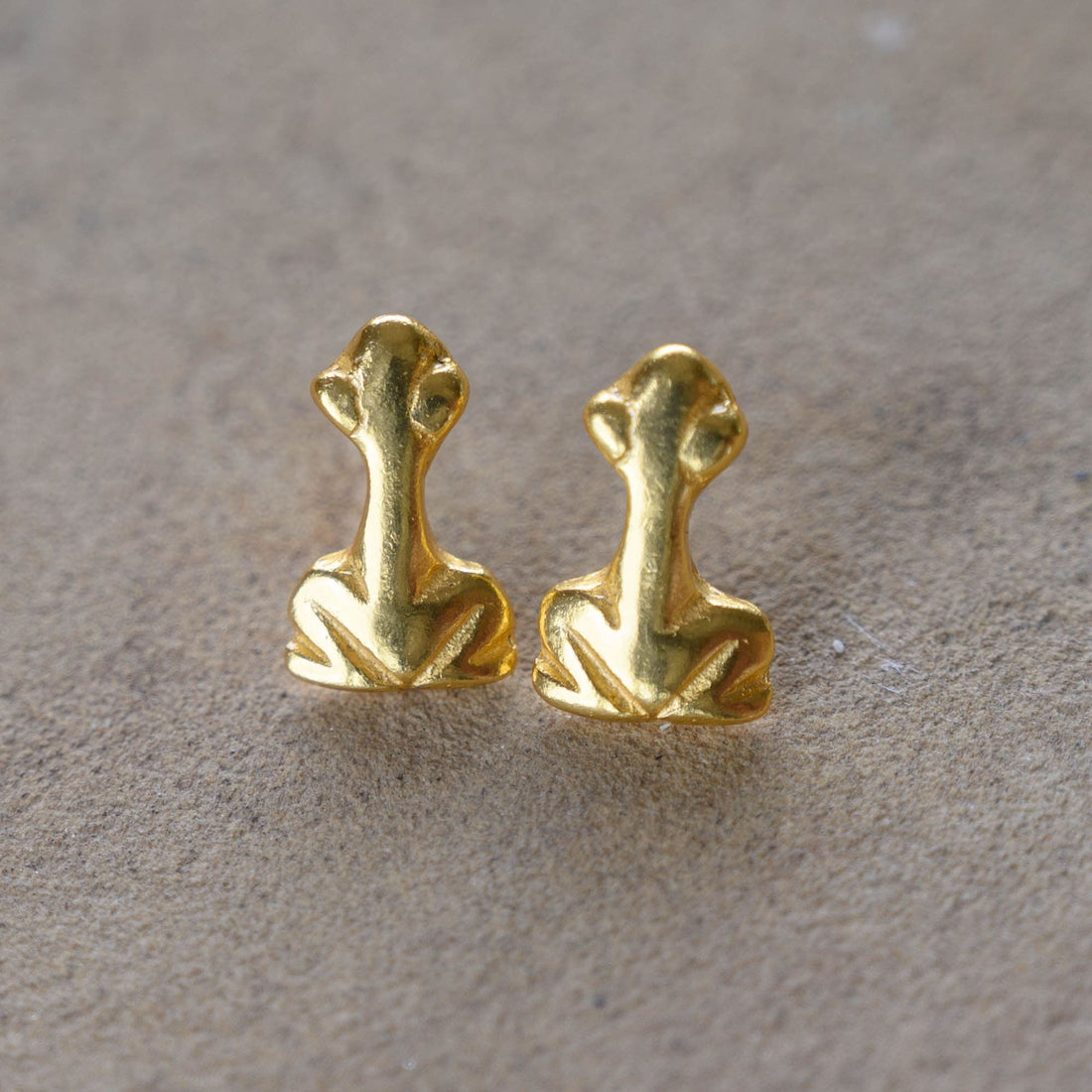 Minimalist Stylish Frog Earrings