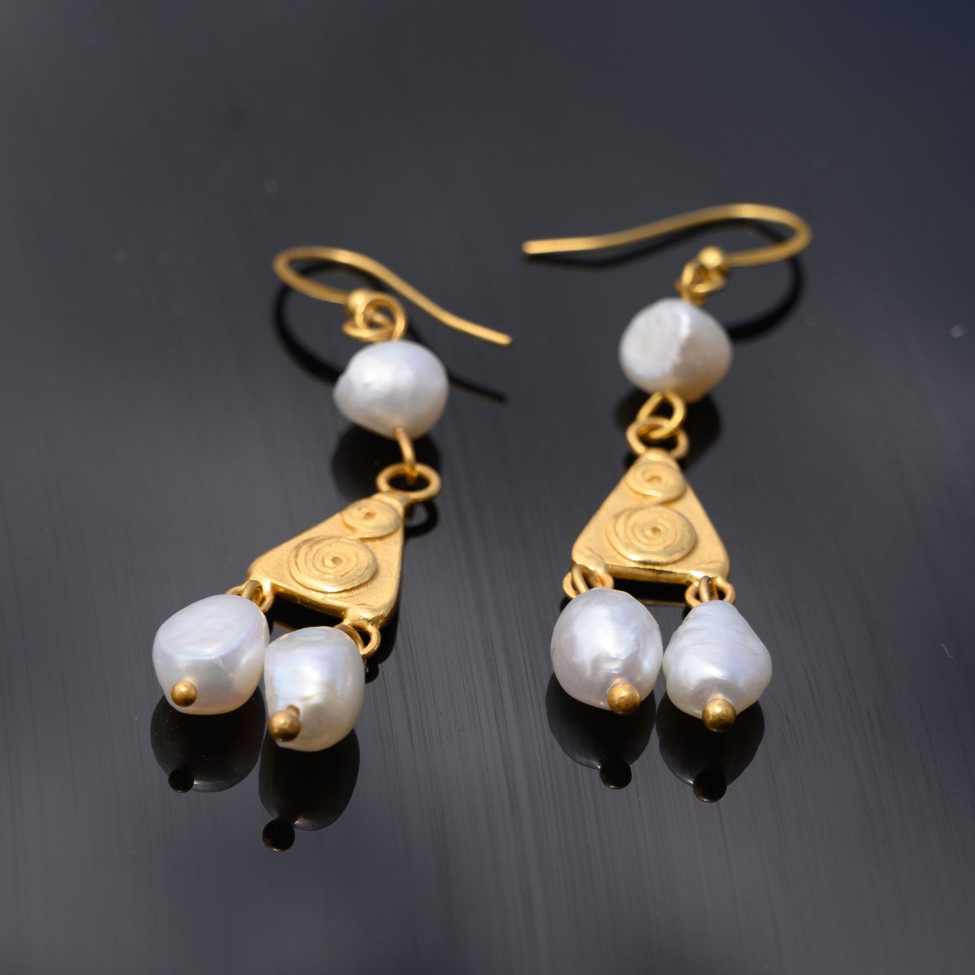 Roman Style Pearls Earrings