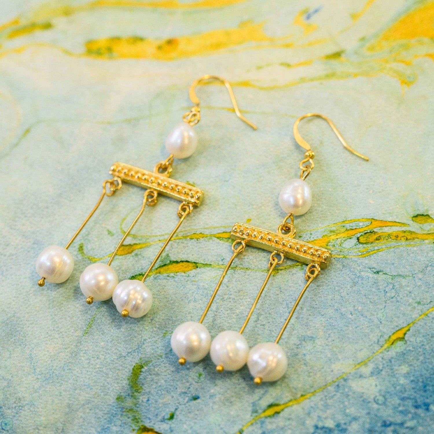 Minimalist Crotalia Pearl Earrings