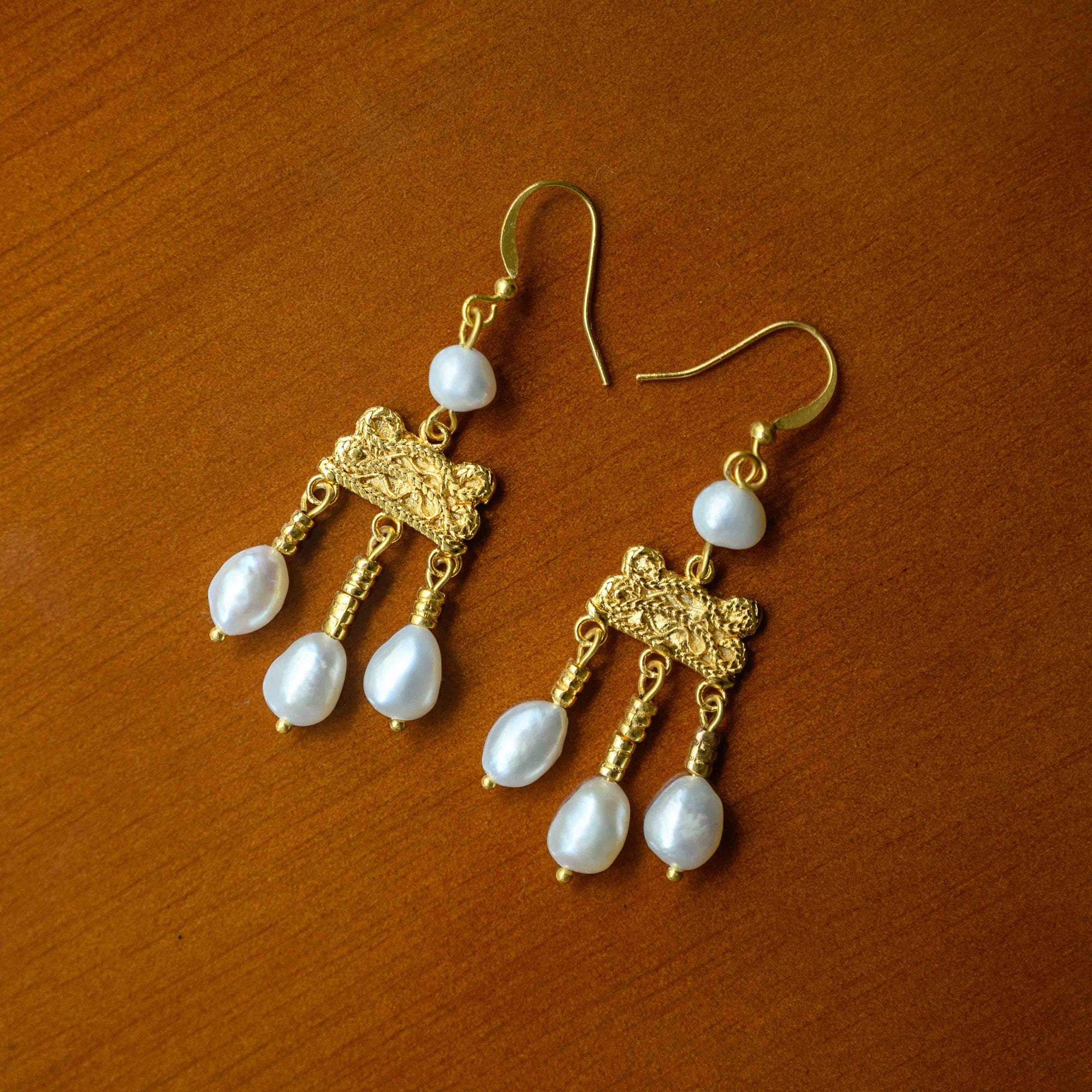 Roman Crotalia Pearl Earrings