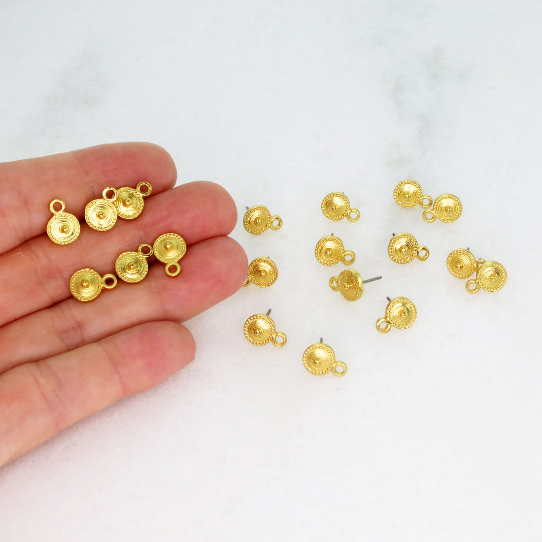 20pcs 24k Gold Plated 9.5 mm Round Ear Post with Open Ring and Titanium Pin