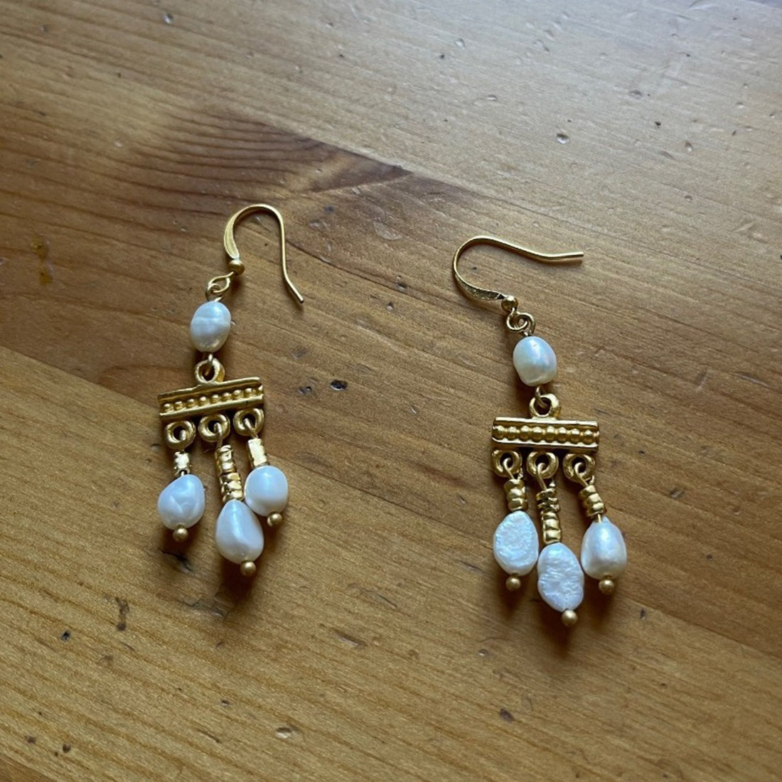 Roman Crotalia Pearls Earrings